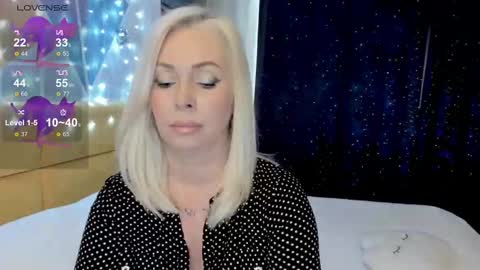 Snapshot of miya_kisss chatting on 02/22/25, 08:50 Miya online show from 02/22/25, 08:50