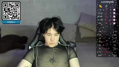 MeowMiku online show from 09/29/25, 06:13