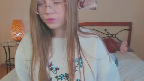 Miya online show from 02/03/26, 06:22