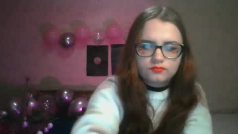 Snapshot of miyabe chatting on 02/14/25, 04:31 Milana online show from 02/14/25, 04:31