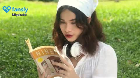 Miyakabebe online show from 05/06/26, 12:08