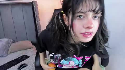 miyu_komori online show from 02/14/26, 12:46