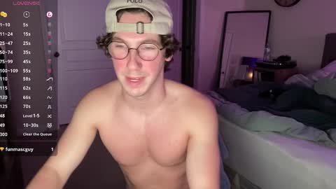 Snapshot of mizzo001 chatting on 01/07/26, 01:08 Leo online show from 01/07/26, 01:08