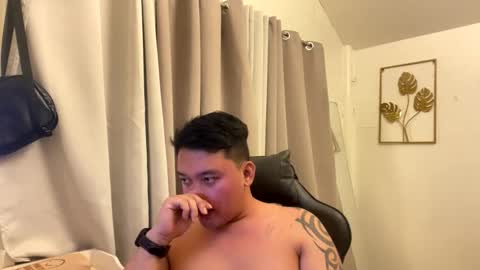 Snapshot of mj_xx7828 chatting on 05/06/26, 02:00 Michole Jay online show from 05/06/26, 02:00