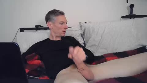 Snapshot of mja30 chatting on 02/03/25, 12:58 Joshua Oaks online show from 02/03/25, 12:58