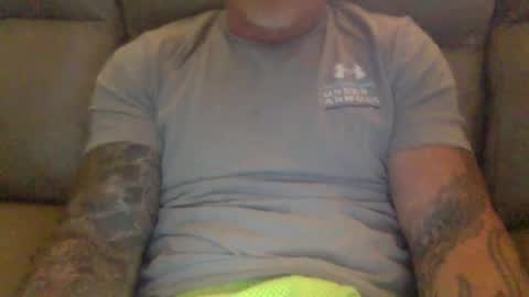 Snapshot of mjg175 chatting on 12/07/24, 06:59 SexyRed online show from 12/07/24, 06:59