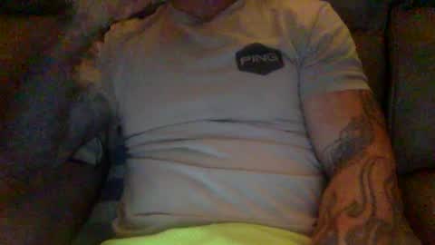 Snapshot of mjg175 chatting on 12/11/24, 09:23 SexyRed online show from 12/11/24, 09:23