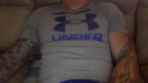 Snapshot of mjg175 chatting on 01/02/25, 05:39 SexyRed online show from 01/02/25, 05:39