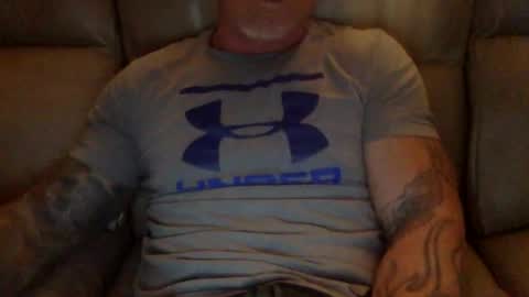 Snapshot of mjg175 chatting on 01/26/25, 10:24 SexyRed online show from 01/26/25, 10:24