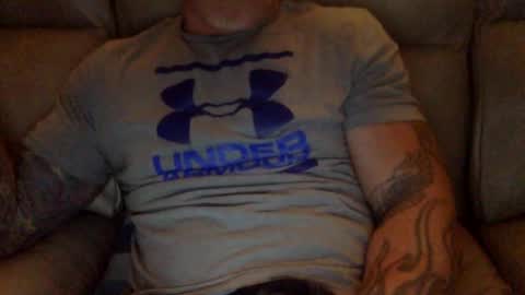 Snapshot of mjg175 chatting on 01/31/25, 10:42 SexyRed online show from 01/31/25, 10:42