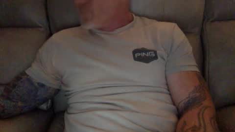 Snapshot of mjg175 chatting on 02/02/25, 06:10 SexyRed online show from 02/02/25, 06:10