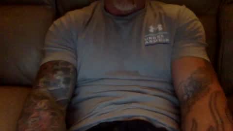 Snapshot of mjg175 chatting on 02/08/25, 12:06 SexyRed online show from 02/08/25, 12:06