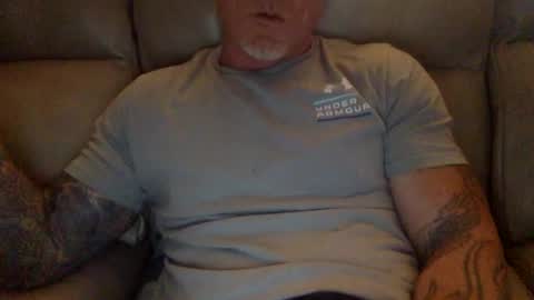 Snapshot of mjg175 chatting on 02/08/25, 05:08 SexyRed online show from 02/08/25, 05:08