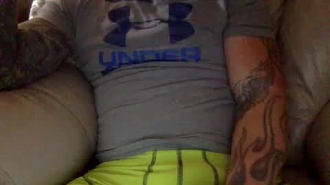 Snapshot of mjg175 chatting on 01/08/26, 05:37 SexyRed online show from 01/08/26, 05:37