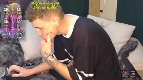 Snapshot of mjjunior1999 chatting on 07/11/26, 11:57 MikeyRix online show from 07/11/26, 11:57