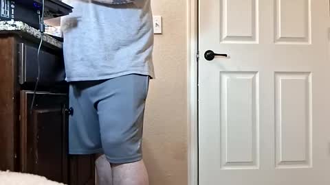 hoodyhoo online show from 03/31/26, 06:30