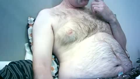 Snapshot of mjm19742025 chatting on 12/17/25, 09:10 mjm19742025 online show from 12/17/25, 09:10