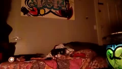 Snapshot of mjmckenz55 chatting on 10/11/25, 12:32 Daddy720 online show from 10/11/25, 12:32