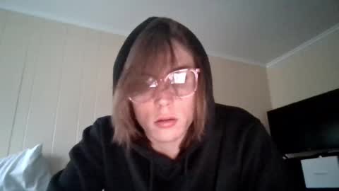 Snapshot of mjmcorppro chatting on 09/24/25, 10:02 MJ Moore online show from 09/24/25, 10:02