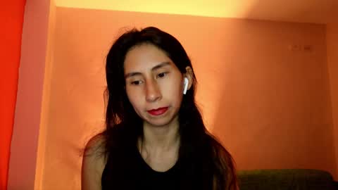 Snapshot of mli739709 chatting on 12/06/24, 11:11 MoonLipson online show from 12/06/24, 11:11