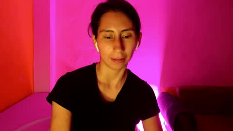 Snapshot of mli739709 chatting on 01/07/25, 06:59 MoonLipson online show from 01/07/25, 06:59