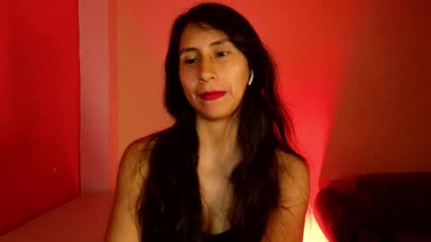 Snapshot of mli739709 chatting on 02/05/25, 04:48 MoonLipson online show from 02/05/25, 04:48