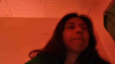Snapshot of mli739709 chatting on 06/07/26, 03:21 MoonLipson online show from 06/07/26, 03:21