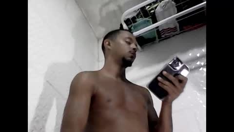 Snapshot of mlkmachodominador chatting on 03/07/25, 04:44 mlkmachodominador online show from 03/07/25, 04:44