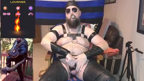 Snapshot of mmazsnake chatting on 12/07/24, 12:30 SMOKINsnakeEYEZ online show from 12/07/24, 12:30