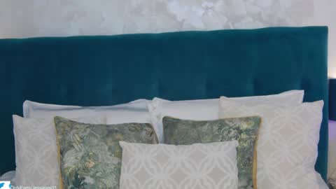 Jessie online show from 03/12/25, 02:41