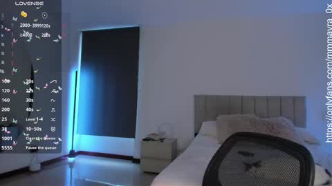 MAYRA   online show from 10/30/25, 09:37