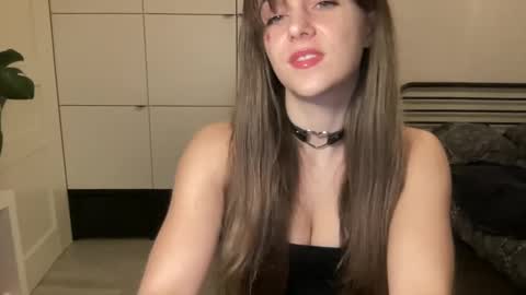 mmminnie online show from 02/08/25, 07:27