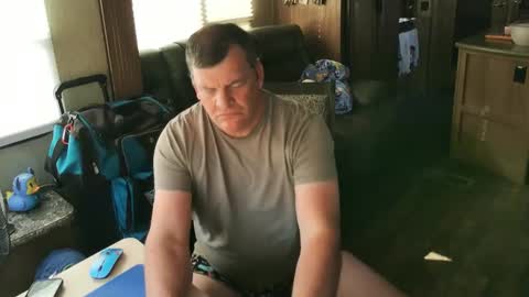 mmmthatsfunnn online show from 09/18/25, 10:01