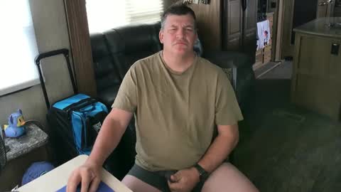 mmmthatsfunnn online show from 09/19/25, 09:37