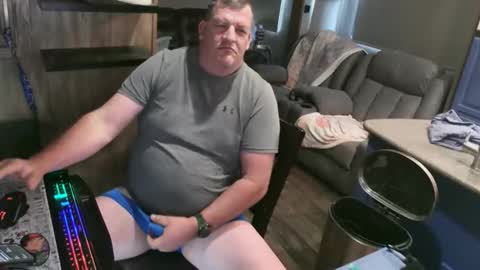 mmmthatsfunnn online show from 05/27/26, 10:18