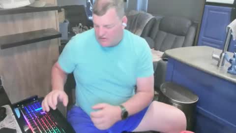 mmmthatsfunnn online show from 06/02/26, 04:31