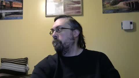 Snapshot of mmr4545 chatting on 03/26/26, 05:02 mark online show from 03/26/26, 05:02