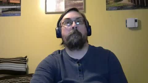 Snapshot of mmr4545 chatting on 03/31/26, 03:52 mark online show from 03/31/26, 03:52