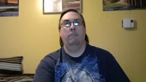 Snapshot of mmr4545 chatting on 04/05/26, 04:20 mark online show from 04/05/26, 04:20