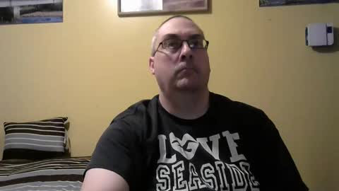 Snapshot of mmr4545 chatting on 04/06/26, 04:10 mark online show from 04/06/26, 04:10