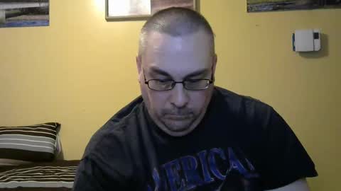 Snapshot of mmr4545 chatting on 04/09/26, 04:23 mark online show from 04/09/26, 04:23