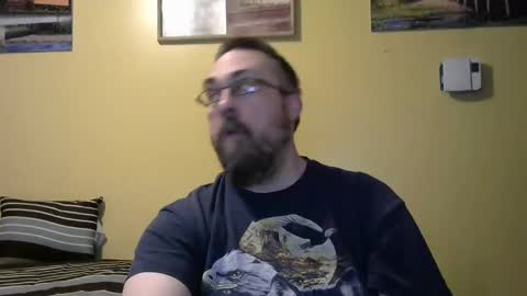 Snapshot of mmr4545 chatting on 05/25/26, 04:07 mark online show from 05/25/26, 04:07