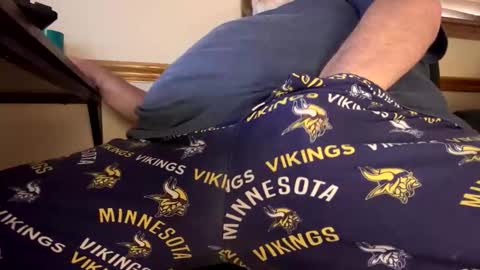 mnguy19726969 online show from 05/18/26, 09:42