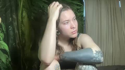 Misty online show from 02/04/25, 01:23