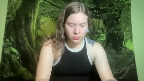 Snapshot of mo0n_goddess chatting on 06/05/26, 06:52 Misty online show from 06/05/26, 06:52