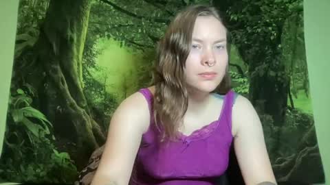 Snapshot of mo0n_goddess chatting on 07/07/26, 07:23 Misty online show from 07/07/26, 07:23