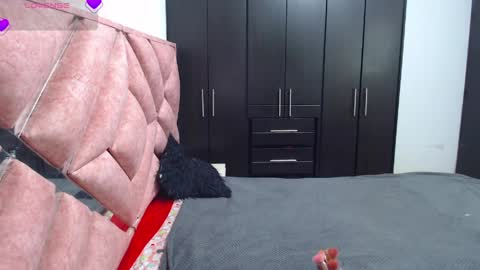 Catalina online show from 04/03/26, 04:21