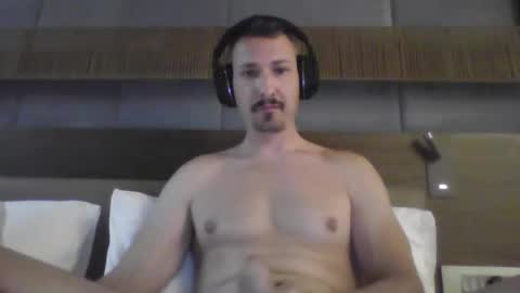 moaningalld online show from 09/12/25, 06:24