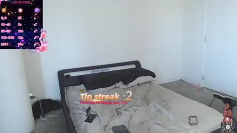 Snapshot of mochamami420 chatting on 12/08/24, 07:00 NynaStax online show from 12/08/24, 07:00