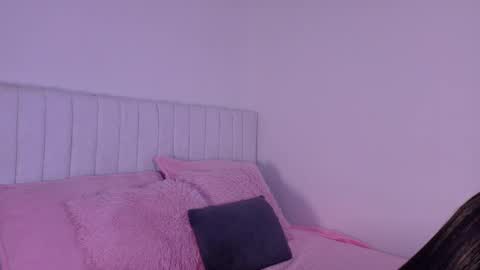 zoe ross online show from 03/29/26, 07:03